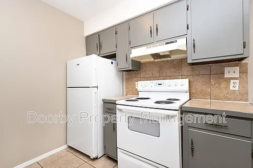 3233 Conner St Photo 1
