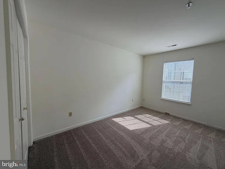 8906 Mallard Ct — Photo 7