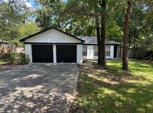24 E Bigelow Oak Ct, Spring, TX 77381