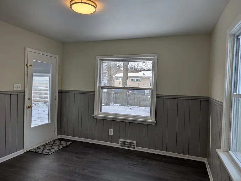 1266 Magnolia Ave — Photo 15