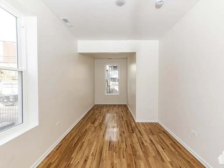 1638 W 18th Pl #2R — Photo 9