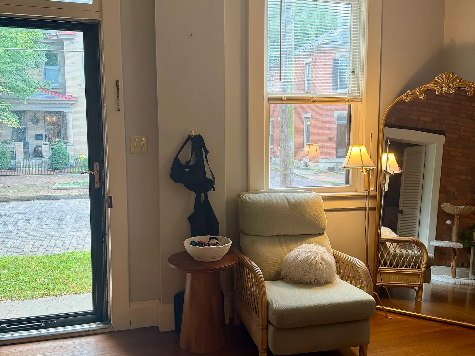 1 bed, 700 sqft, $1,625 — Photo 3