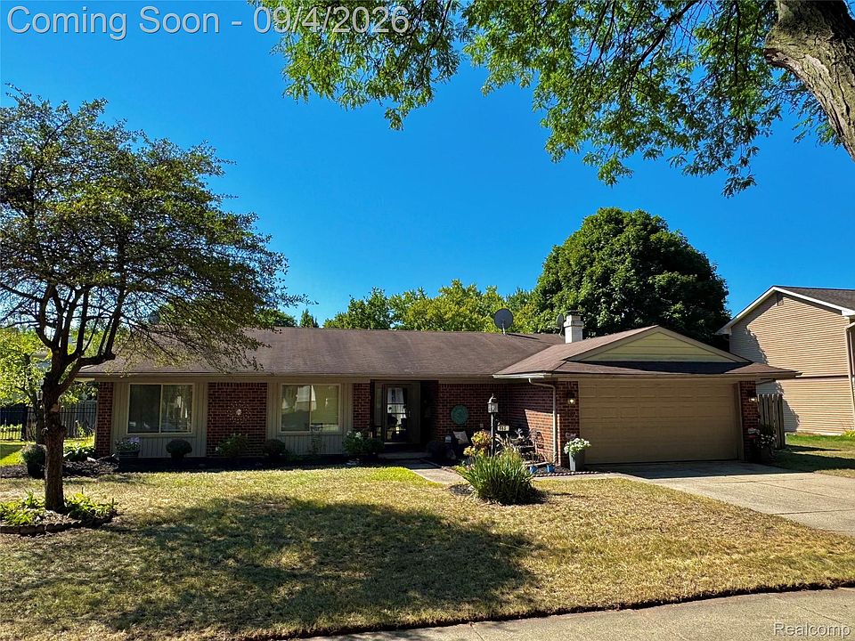 1st image of 668 Randall Dr