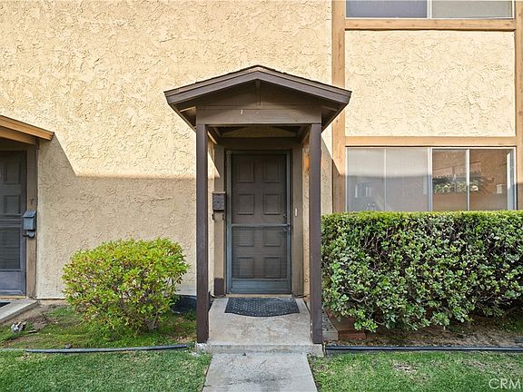 4th image of 5422 McCulloch Ave APT B