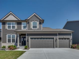 4353 Hawkins Ridge Dr, Saint Louis, MO 63129