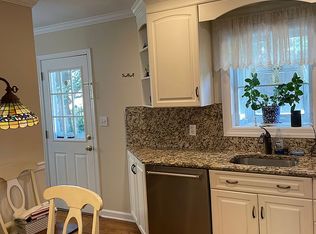 1122 Mohegan Rd, Wall Township, NJ 08736