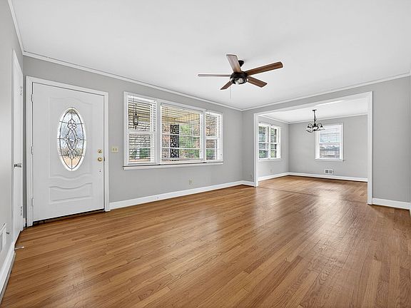 5th image of 914 Beth Dr