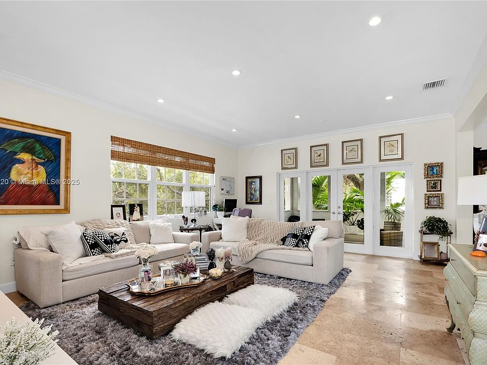 1st image of 506 Loretto Ave #28