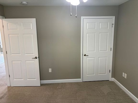 5th image of 404 Southern Cross Dr #7