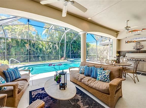 4th image of 28492 Del Lago Way