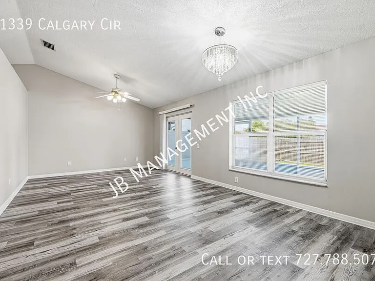 11339 Calgary Cir — Photo 7