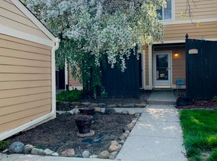 686 Cobblestone Rd #5, Avon, IN 46123