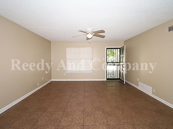 4th image of 3285 Mayfair Dr