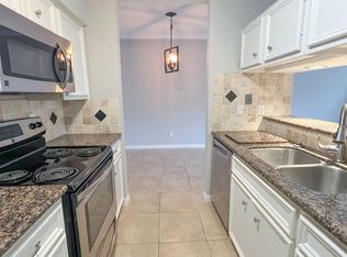 2125 Augusta Dr APT 21, Houston, TX 77057