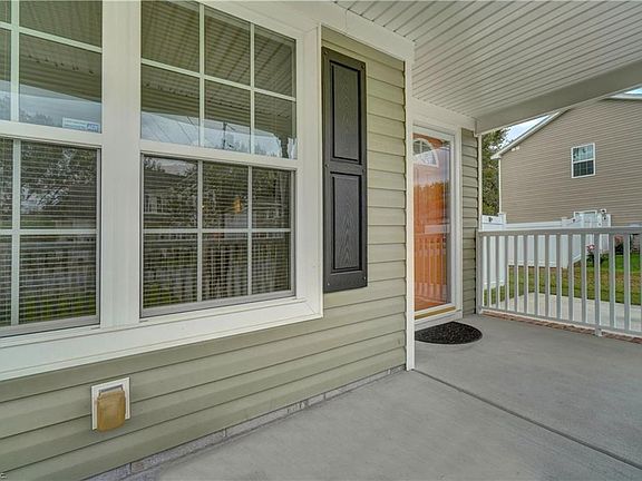 2nd image of 1231 Hanson Ave