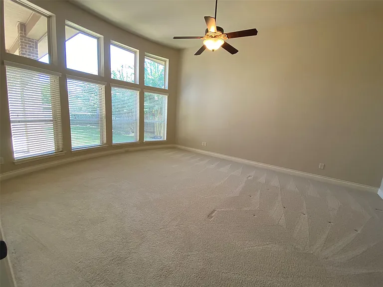 5922 Solara Ledge Ln — Photo 13