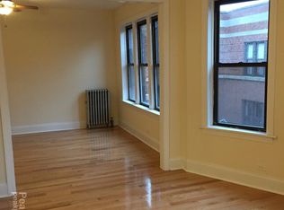 445 W Belmont Ave #26, Chicago, IL 60657