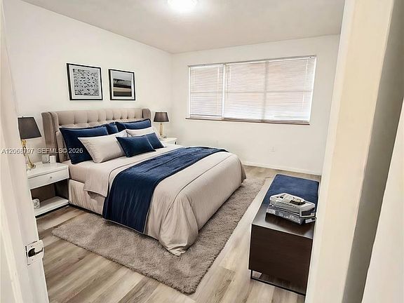 3rd image of 1255 Marseille Dr #21