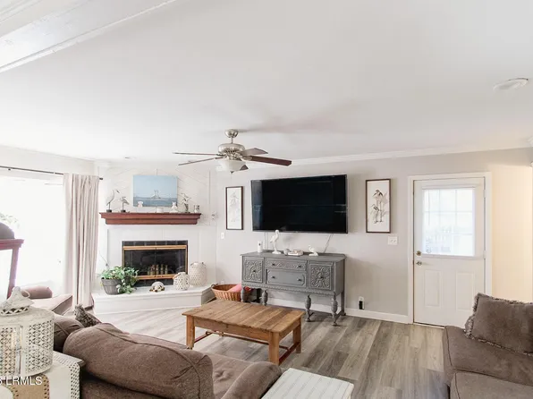 15 Bent Oak Road, Beaufort, SC 29907