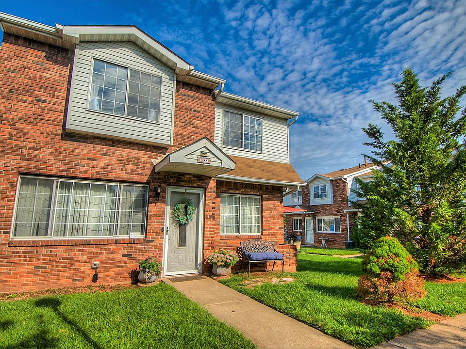 1st image of 49 Country Dr W #A