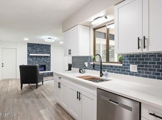 6695 ARROWROOT Drive, Jacksonville, FL 32244