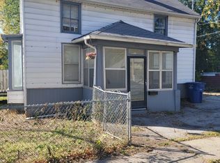910 E 11th St, Des Moines, IA 50316