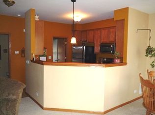 24211 W Walnut Cir, Plainfield, IL 60585