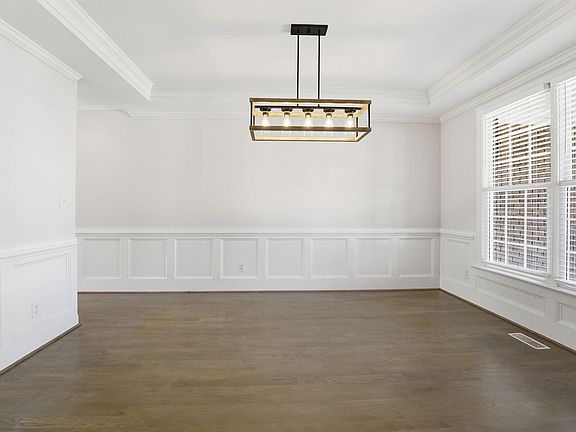 5th image of 2900 Snapswell St