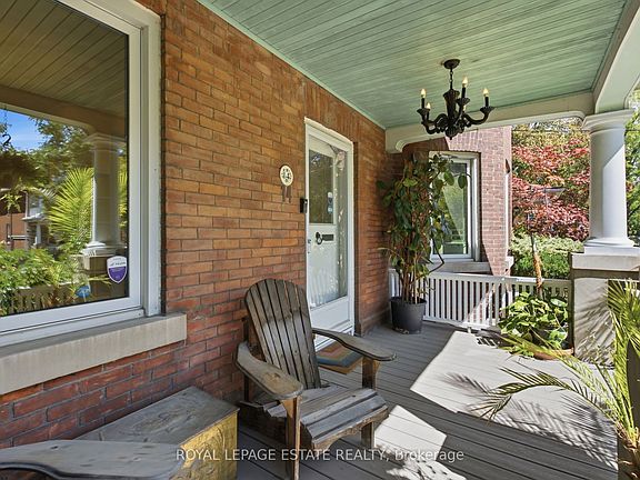 2nd image of 14 Lyall Ave
