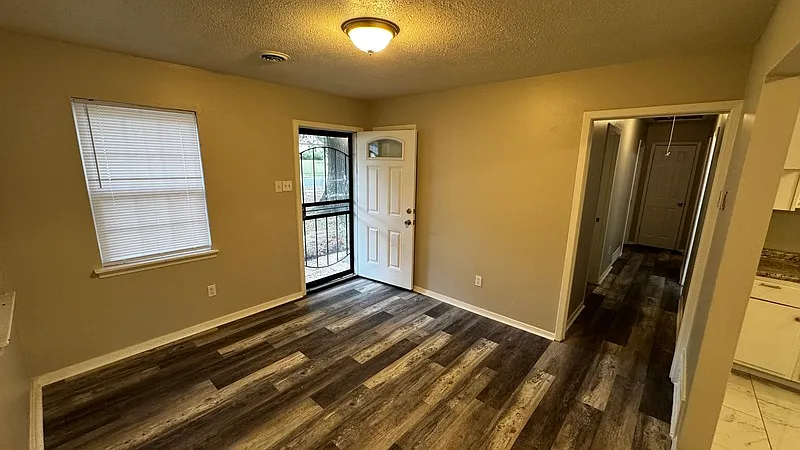 Building Photo - 4264 Double Tree Rd