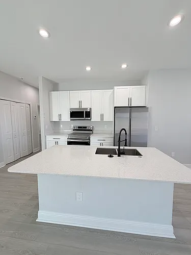 14896 SW 33rd Ln Photo 1