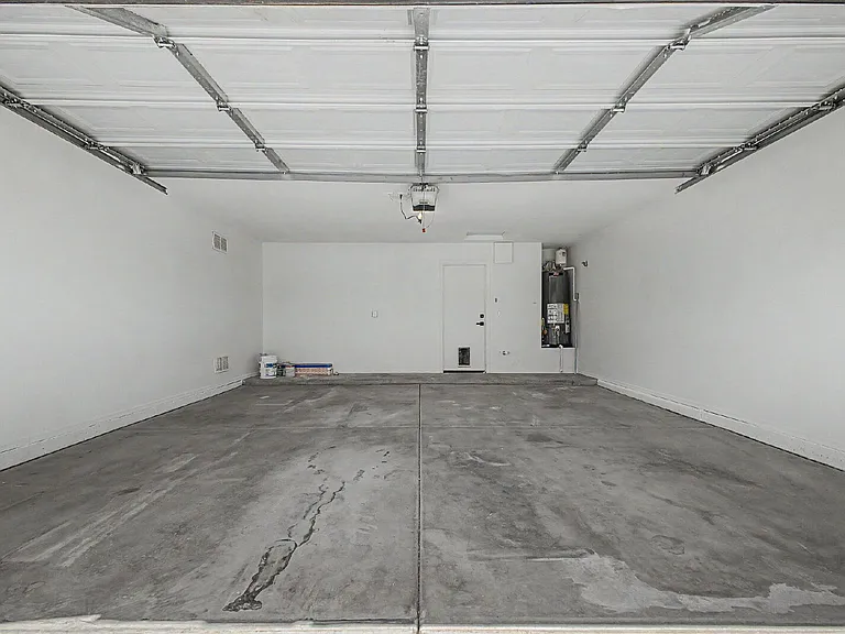 12570 W Desert Flower Rd — Photo 25