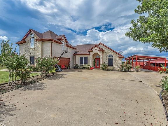 3rd image of 609 Hill County Road 1413 E
