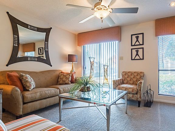 3rd image of 49 Orchard Park Dr APT 66