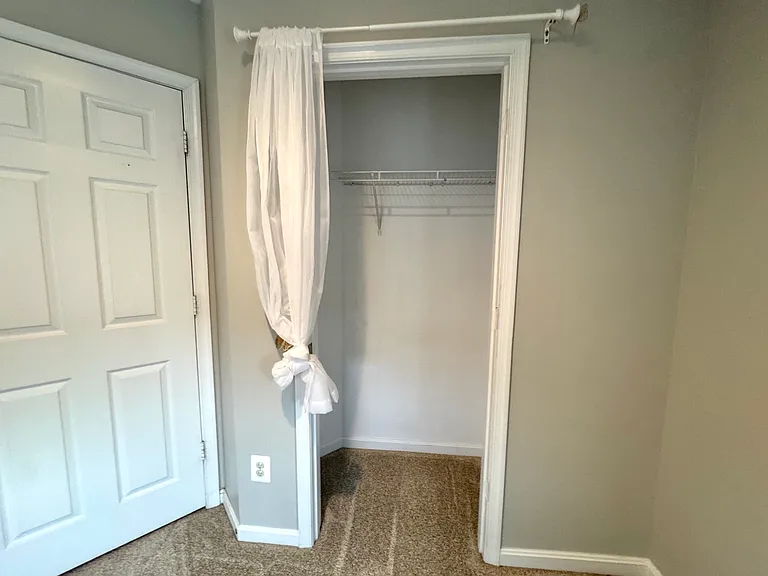 716 Blossom Dr - Bedroom 3 Closet