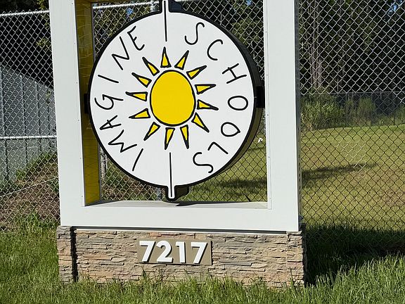 5th image of 2551 Tottenham Dr