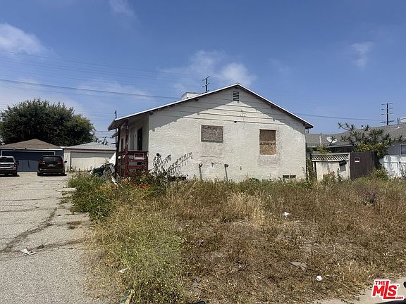 2nd image of 8331 Kittyhawk Ave