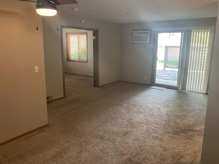 2150 Ridge Dr #12 — Photo 12
