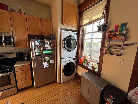 4th image of 1512 N Oakley Blvd APT 3