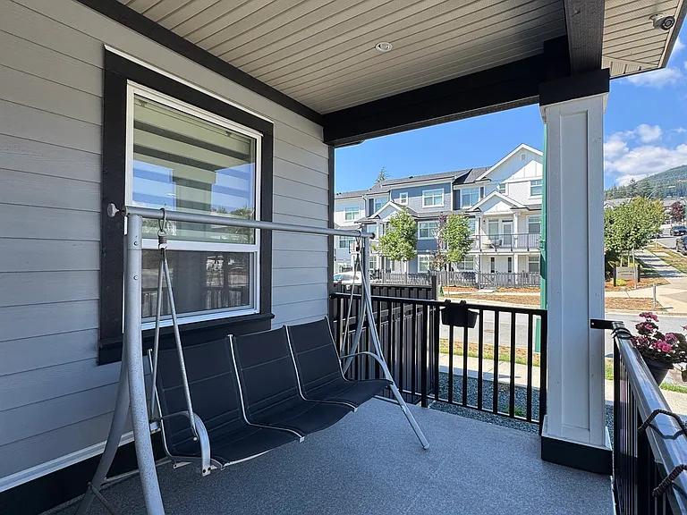 1250 Mitchell St — Photo 29