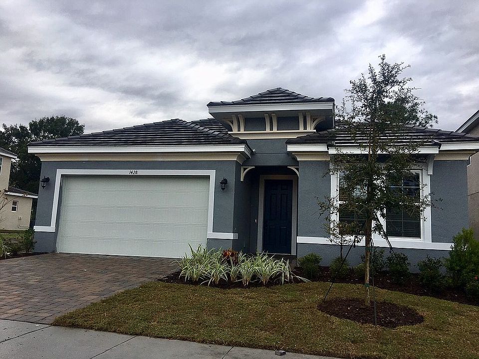 1st image of 1428 Lake Florence Way