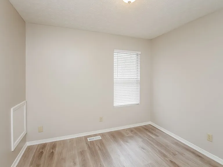6018 Valley Trails Ct — Photo 12