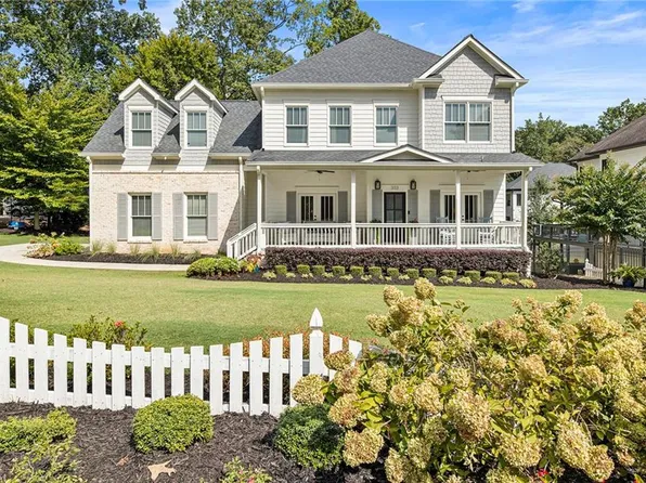 3113 Silver Lake Dr NE, Brookhaven, GA 30319