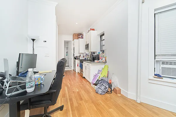 Rented by Living New York | media 12