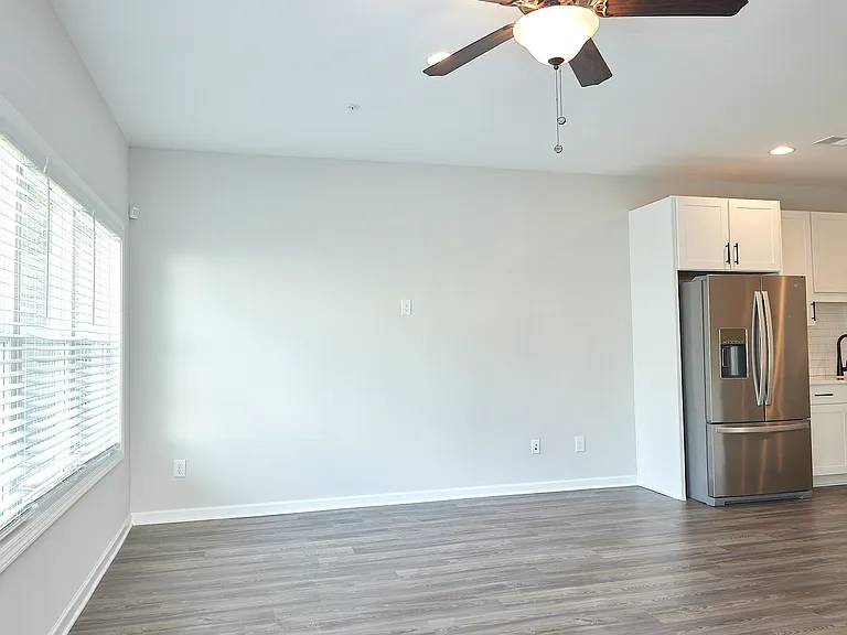 2890 Royal Heights Dr NW #1 — Photo 3