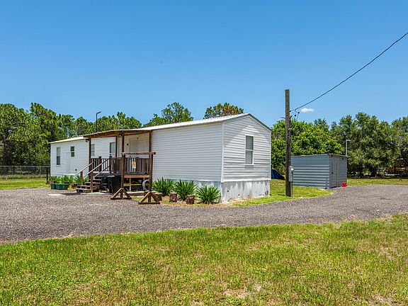 5th image of 625 N Verda Street