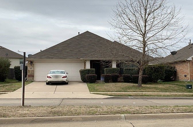 1st image of 1008 Villa Paloma Blvd