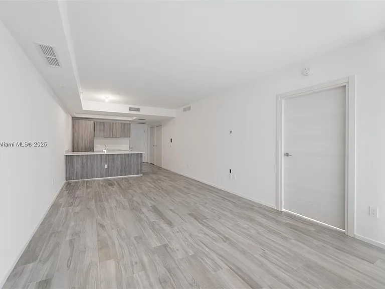 801 S Miami Ave #2 — Photo 7