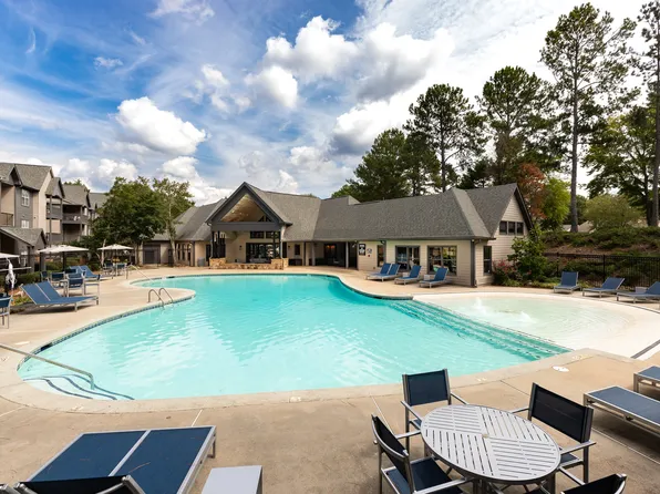 Wesley Hampstead Apartments at Douglasville