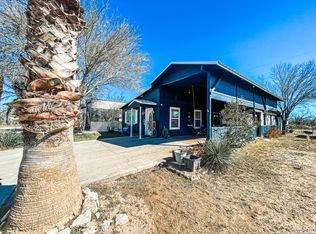 142 Redbud St, Brackettville, TX 78832